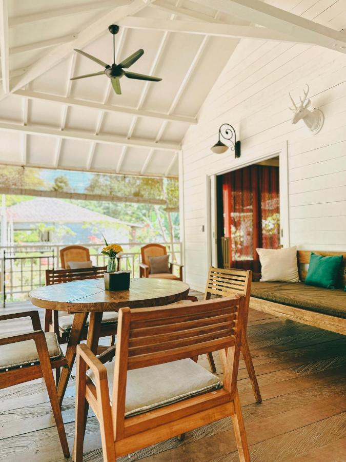 Vayam Boutique Resort Gili Asahan Exteriör bild