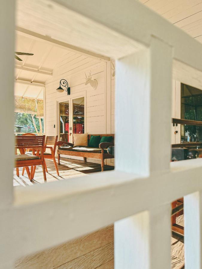 Vayam Boutique Resort Gili Asahan Exteriör bild
