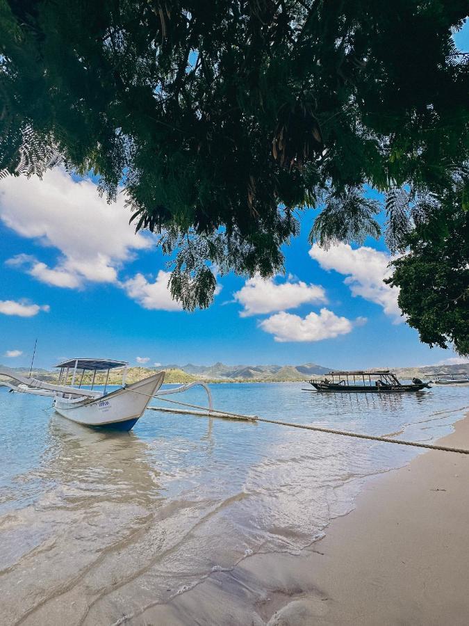 Vayam Boutique Resort Gili Asahan Exteriör bild