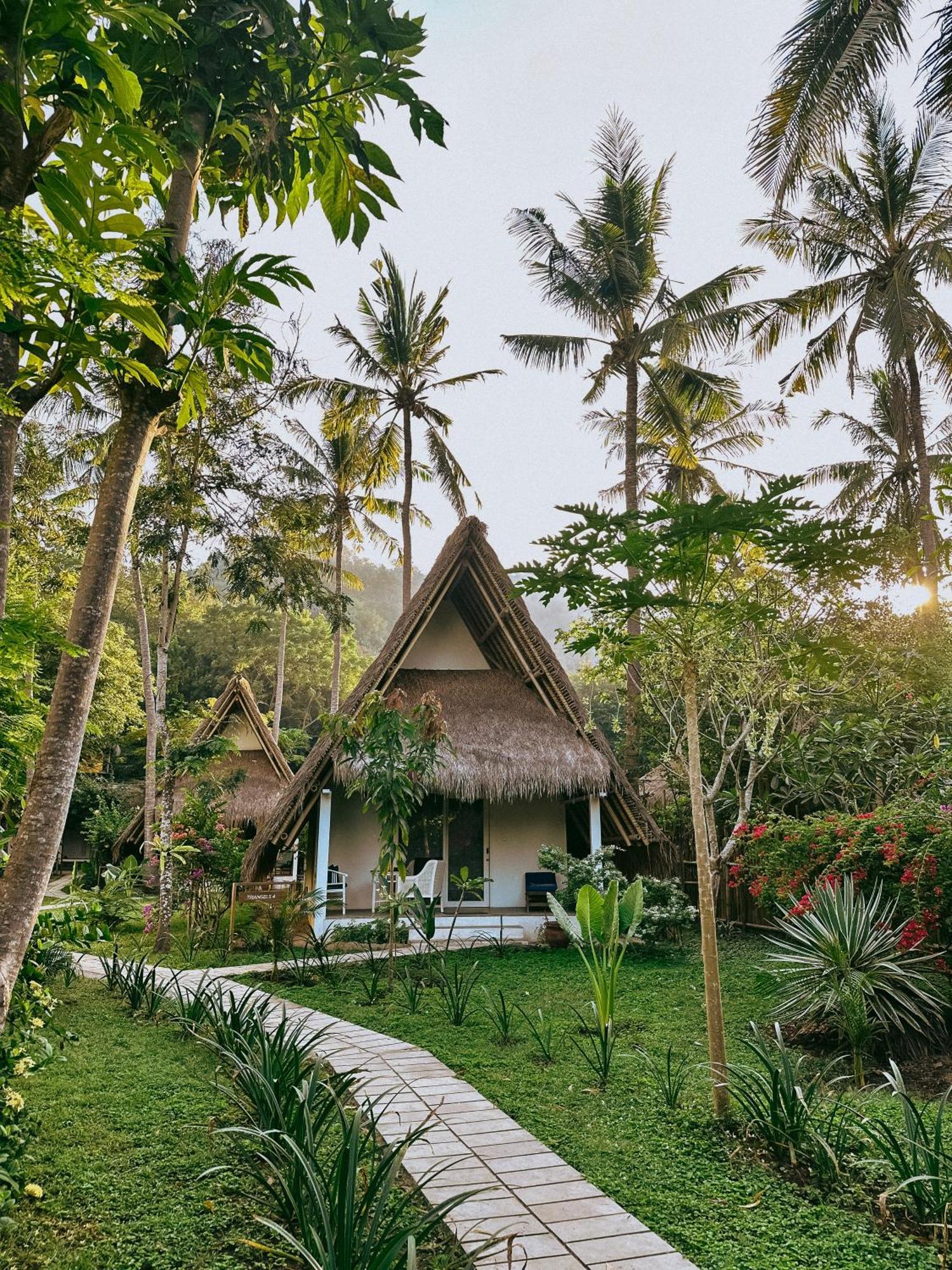 Vayam Boutique Resort Gili Asahan Exteriör bild